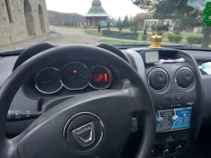 Vând Dacia Duster an 2017,1.5dci,179000km 4 4,ac.navigatie,unic proprietar,, - imagine 2
