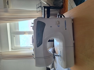 Masina de cusut Hyndai