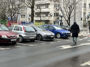 Proprietar Inchiriez Garsoniera 13SEPTEMBRIE-SEBASTIAN PARC 42MP-350EUR - imagine 9