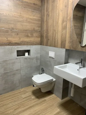 Garsoniera de inchiriat in zona Piata Romana