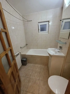 De inchiriat apartament cu 3 camere Micro 17, 343 euro - imagine 6