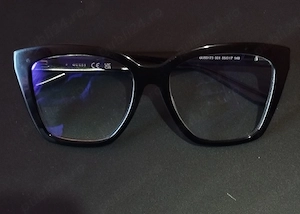 vînd ochelari guess 