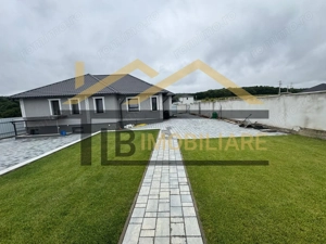 Casa de inchiriat, 130mp, 6 parcari, zona Boema