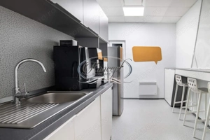 Spatiu birouri Ultracentral, cladire business moderna - imagine 7