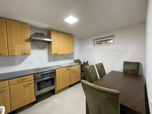 Apartament 3 camere, 52 mp, decomandat, cu parcare - imagine 2
