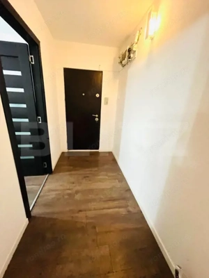 Apartament 3 camere, semidecomandat - zona Rogerius - imagine 6