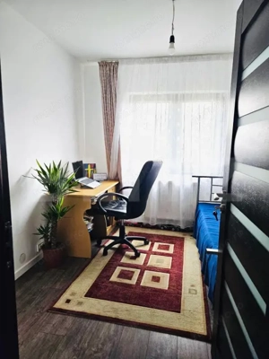 Apartament 3 camere, semidecomandat - zona Rogerius - imagine 7
