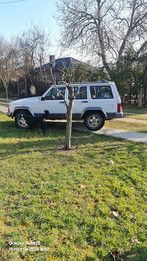 Jeep Cherokee 4x4 fără utilizare off road 
