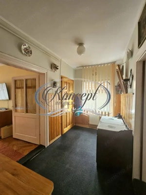 Casa solida cu teren drept si pozitie retrasa - imagine 16