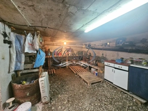 Casa solida cu teren drept si pozitie retrasa - imagine 18