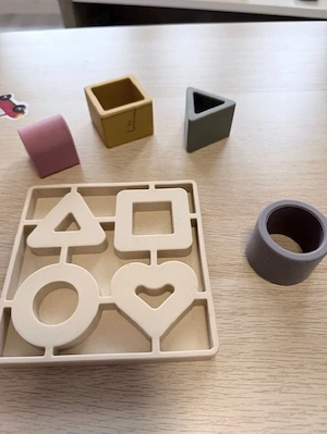 Jucarie potrivire forme 6-24 luni