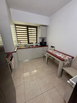 Apartament 3 camere, regim hotelier... - imagine 2