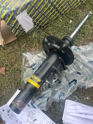 Vand amortizoare +arcuri  - imagine 2