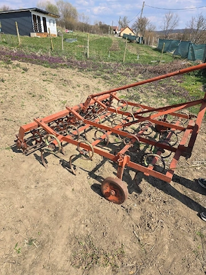 Vând cultivator scarificator (vibrocultor)  - imagine 5
