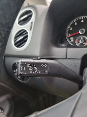 VW Golf 6 CROSS 1.4TSI Navigatie SenzoriParcare DubluClima ÎncălzireScaune CamerăMarșarier Bluethoot - imagine 14