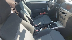 Opel Astra H 1.4 benzina  Motor Z 14 XEP unic proprietar , 91.900 km - imagine 9