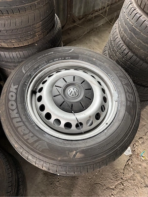 set 4 jante microbus vw T5 in stare foarte buna , echipate cu anvelope vara 215/65/16 C ,  - imagine 4