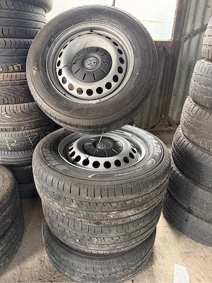 set 4 jante microbus vw T5 in stare foarte buna , echipate cu anvelope vara 215/65/16 C ,  - imagine 5