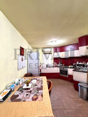 Apartament 3 camere,2 bai, centrala, etaj 1. Sud Plaza - imagine 11