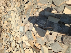 Laturoaie groase de fag tăiate la orice dimensiune doriți. 