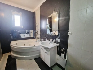 Apartament cu terasa si loc de parcare in Europa - imagine 11