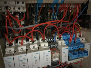 Servicii electrice Arad - Electrician Arad - imagine 3