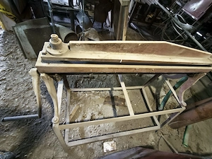 Masina de indoit tabla 