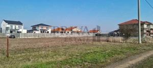 Teren intravilan, 701 mp, fs 17.8 ml, Dumbrăvița - imagine 3