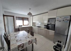  Duplex Spațios & Modern | 4 Camere | Terasă Închisă & Carport - imagine 2