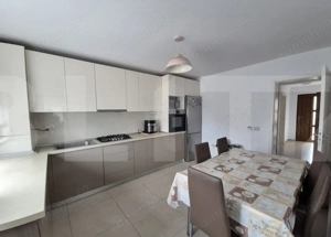  Duplex Spațios & Modern | 4 Camere | Terasă Închisă & Carport