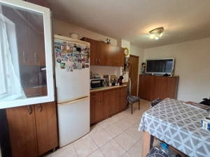Confort si locatie excelenta -3 camere-etaj 2-zona Lipovei-gata de mutat - imagine 9