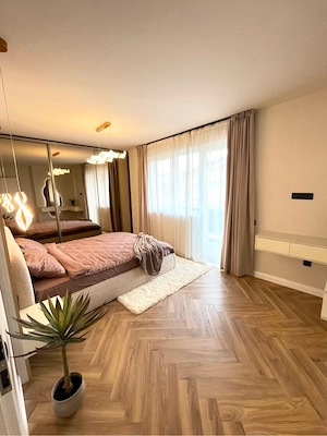 Proprietar vând ap 3 camere Florești, două băi, bloc cu lift - imagine 5