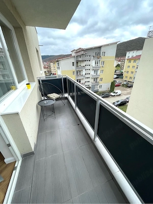 Proprietar vând ap 3 camere Florești, două băi, bloc cu lift - imagine 10