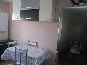 Precista-etajul 3-mobilat si utilat - imagine 3