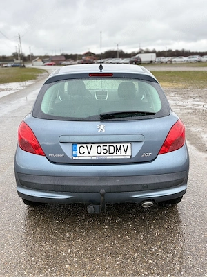 Peugeot 207 din 2008 de 1,6 Disel  - imagine 4