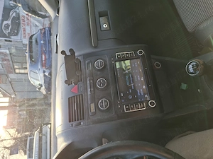  Vand Vw touran - imagine 2