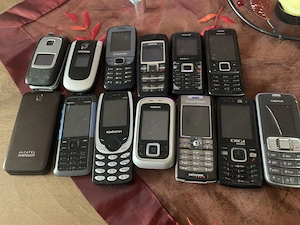 Telefoane  vechi de vanzare 