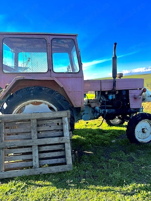 Vând urgent tractor  - imagine 2