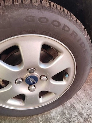 Vând Ford focus 2004 1,6 benzina - imagine 3