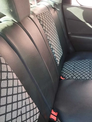 Vând Ford focus 2004 1,6 benzina - imagine 7