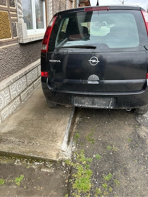 vand opel meriva defect  - imagine 3