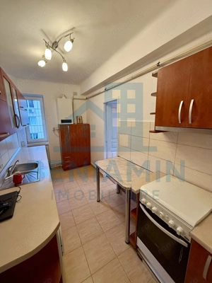 2 camere - 55mp - etaj 3 - centrala proprie - parcare - Central - imagine 5