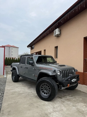 De vânzare Jeep Gladiator  - imagine 3