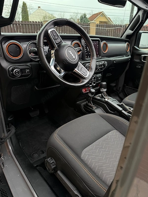De vânzare Jeep Gladiator  - imagine 8