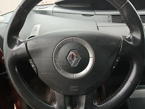 Renault Espace 2.0 dci - imagine 6