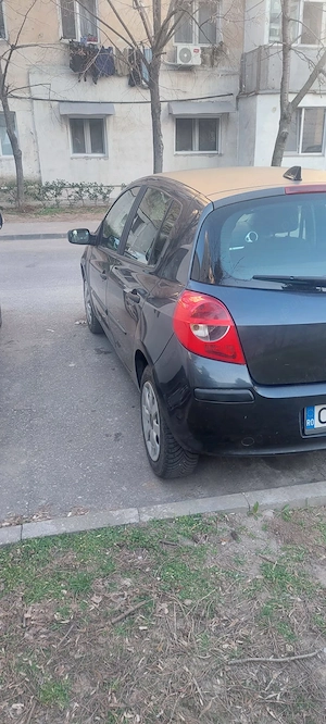 Vand Clio 3 hatchback, 1.4 16V, 98CP, 2007 - imagine 3