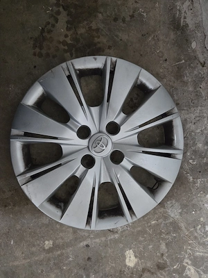 Capac Original Toyota Yaris - imagine 2