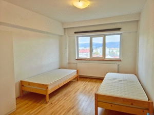 De inchiriat - 3 camere, central, bloc cu lift - imagine 10