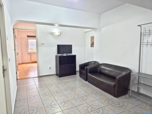 De inchiriat - 3 camere, central, bloc cu lift - imagine 7