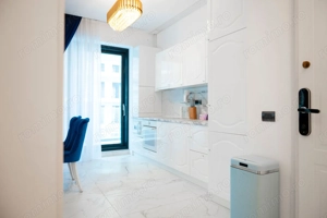 Apartament premium cu terasă mare și vedere la mare – Sea On - imagine 9